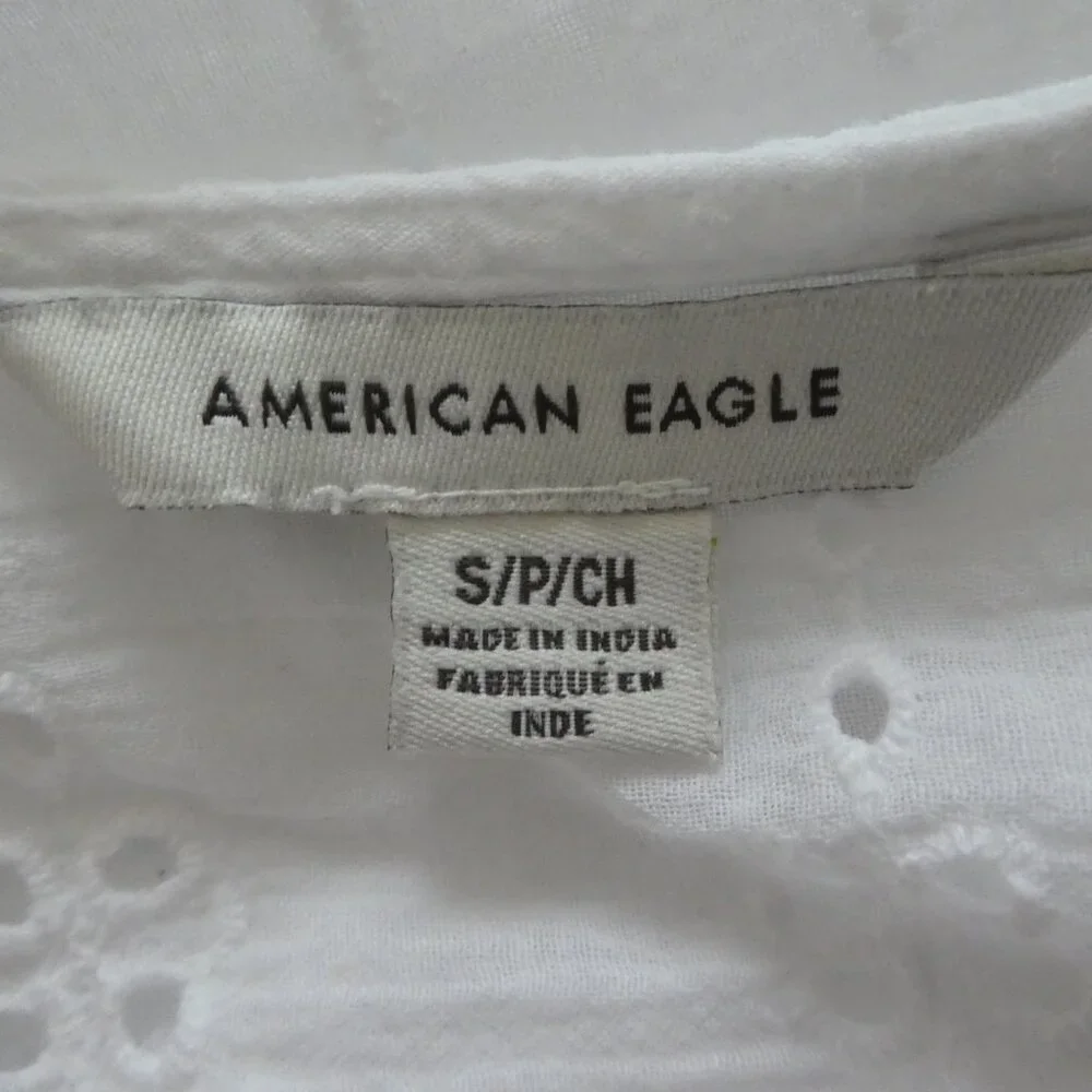 AE American Eagle White Cotton Eyelet Lace Boho Peasant Top Womens Small
